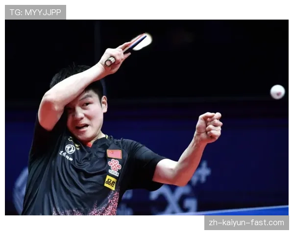 阿尔瓦雷斯与菲尔米诺伪九号角色的战术构建差异及其实战价值解析 阿尔瓦雷斯与菲尔米诺伪九号角色的战术构建差异及其实战价值解析